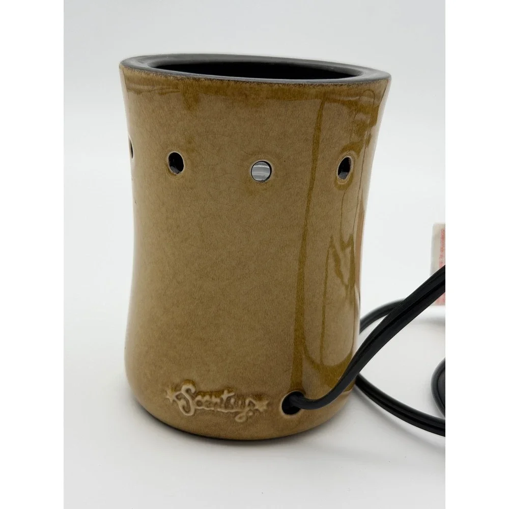 Scentsy‎ Moroccan Stencil Electric Wax Warmer Ceramic Tan Gray Quatrefoil Boho